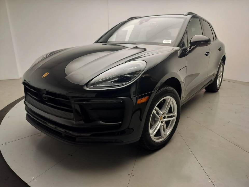 2026 Porsche Macan