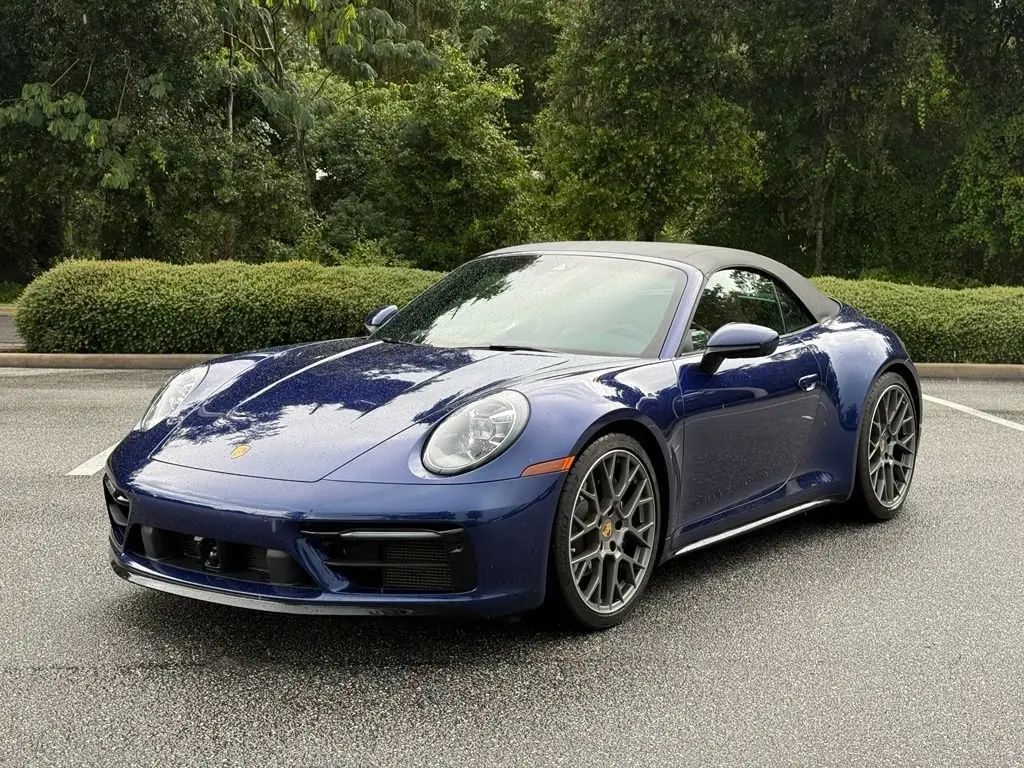 2024 Porsche 911 Carrera image 1