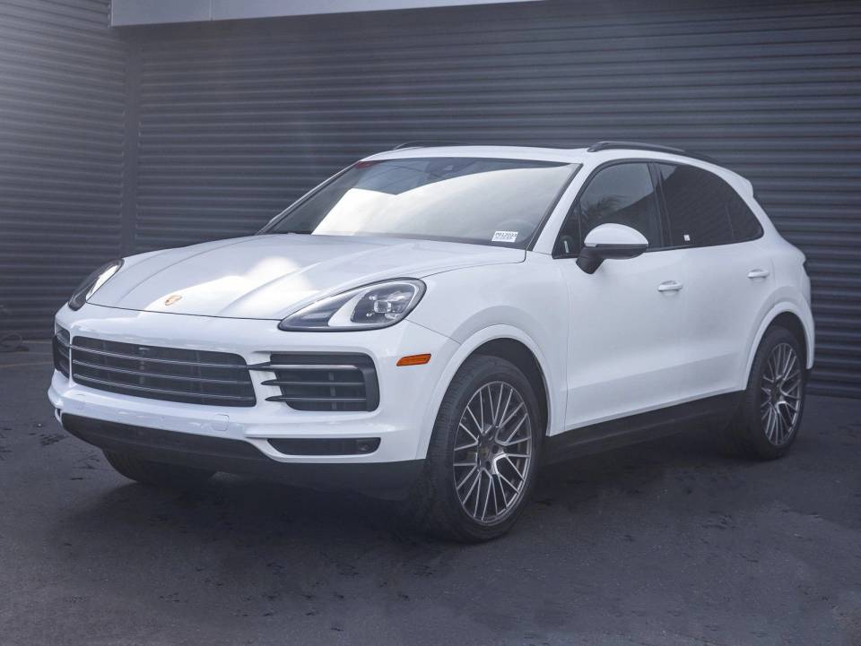 2023 Porsche Cayenne Base