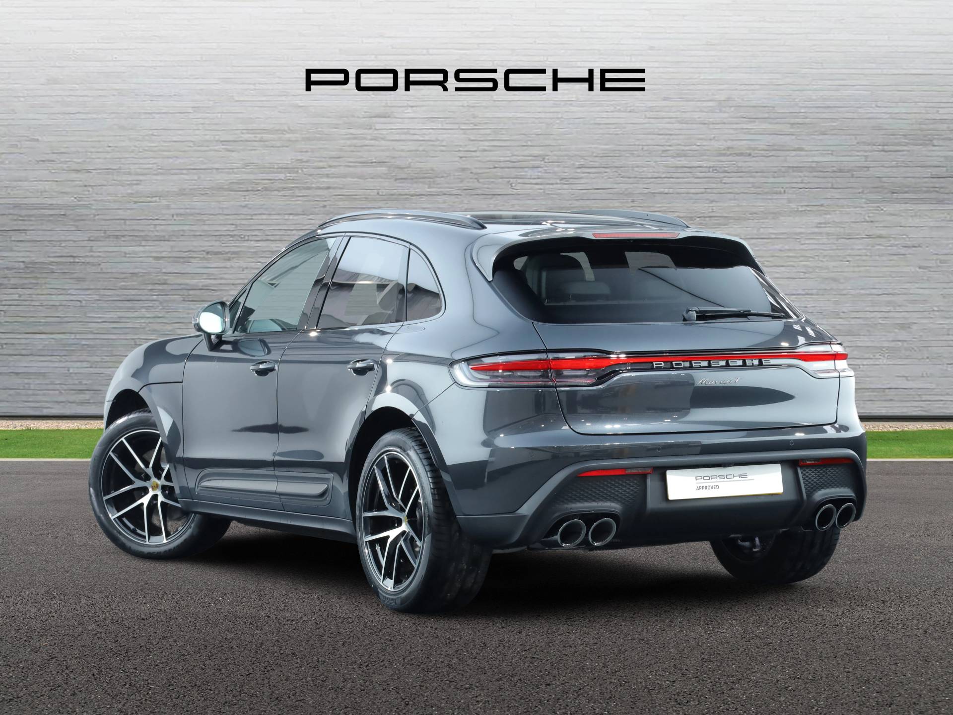 Macan T, photo 2 of 29