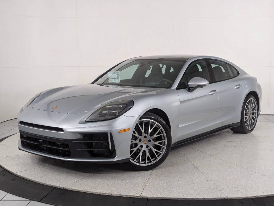 2026 Porsche Panamera