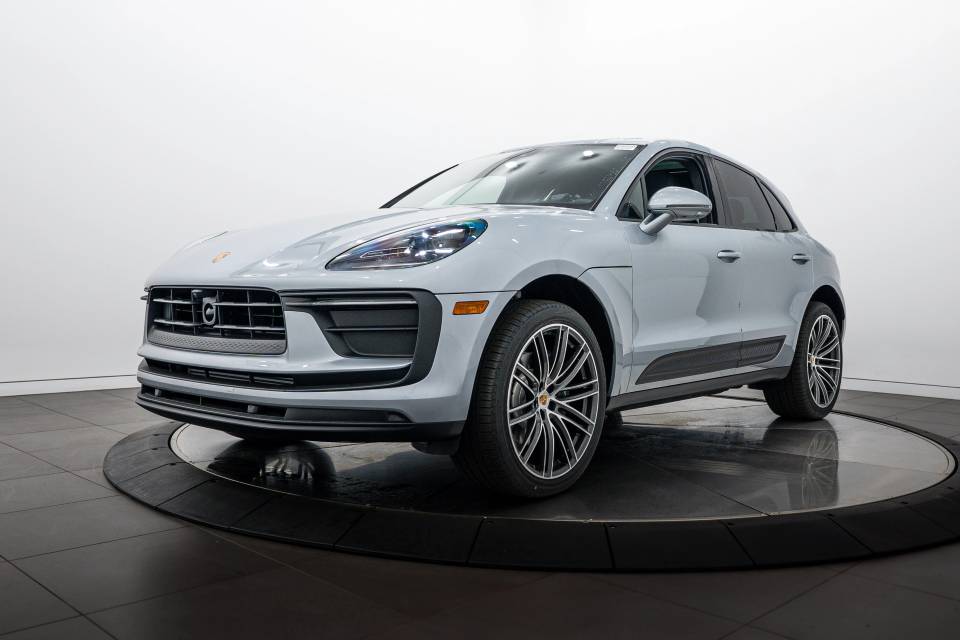 2026 Porsche Macan