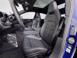 2026 Porsche Panamera 4 E-Hybrid - Photo 33