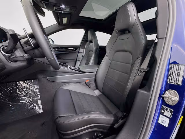 2026 Porsche Panamera 4 E-Hybrid - Photo 34
