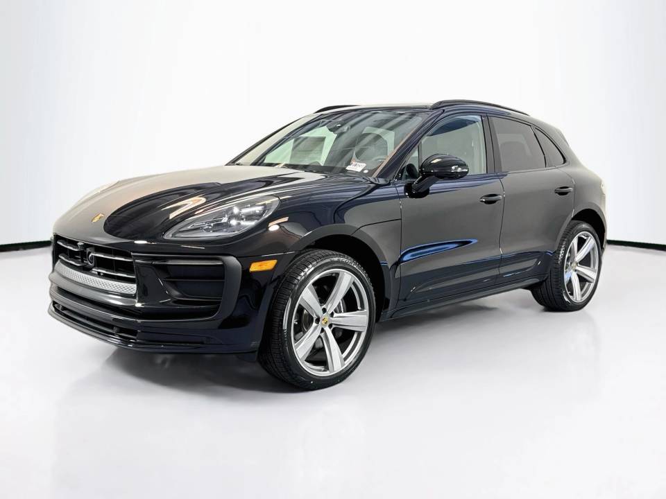 2025 Porsche Macan