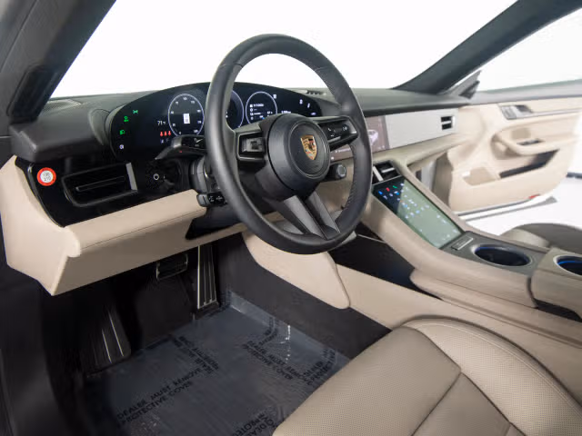 2025 Porsche Taycan 26