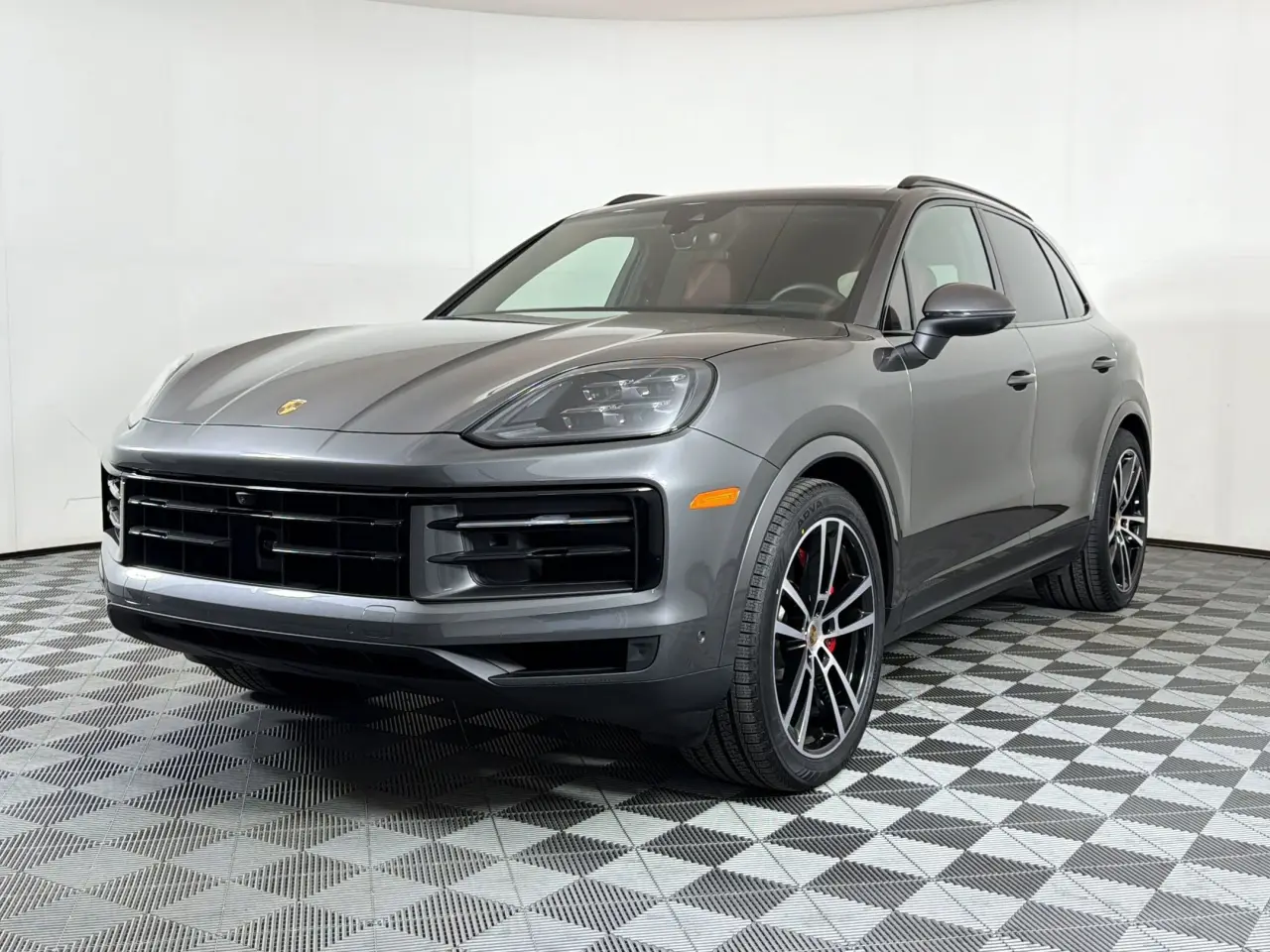 2025 Porsche Cayenne S