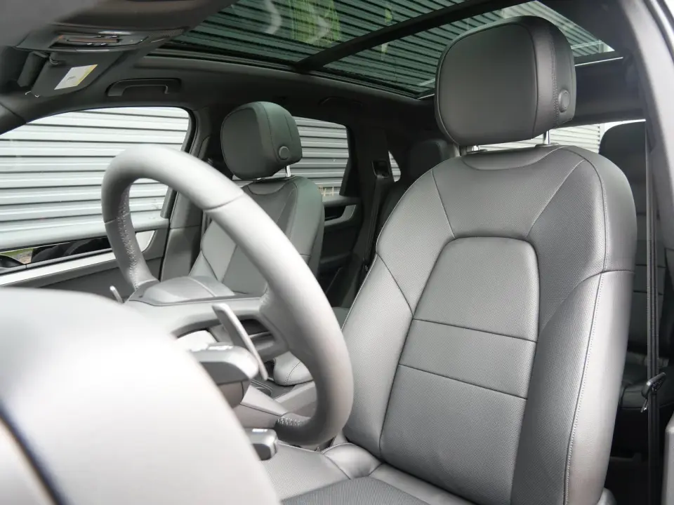 2026 Porsche Cayenne Base - Photo 39