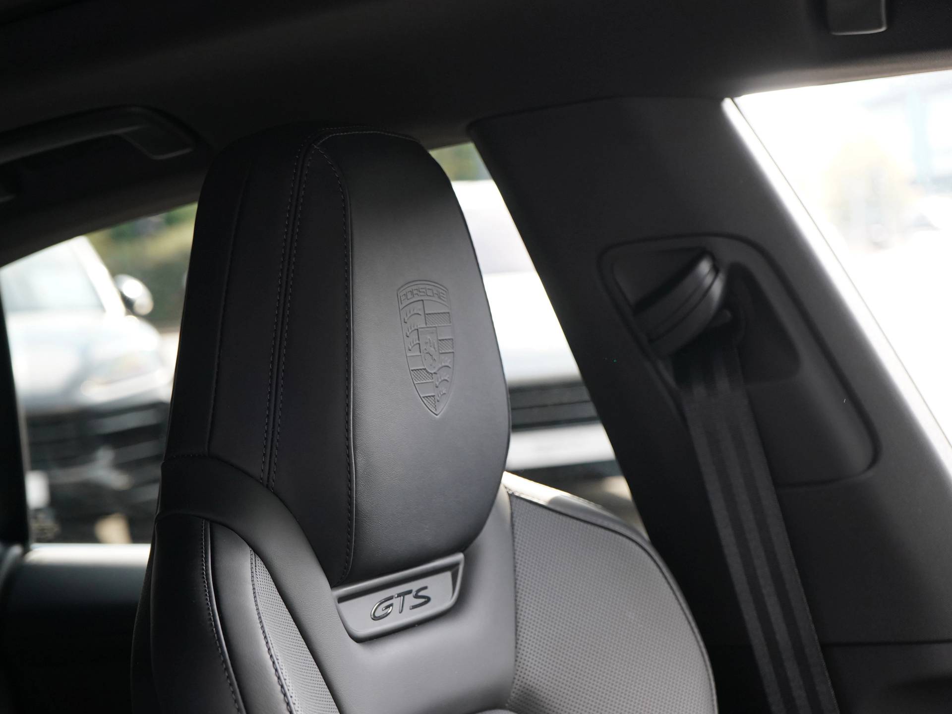 Macan GTS, photo 35 of 35
