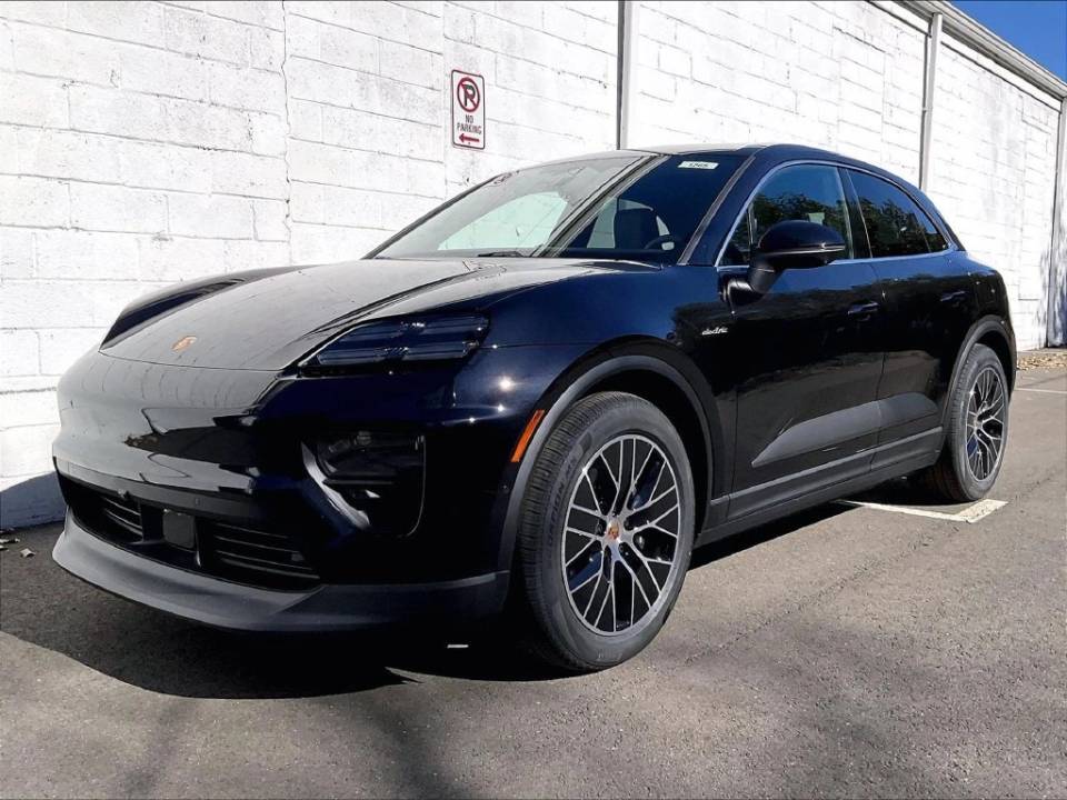 2026 Porsche Macan