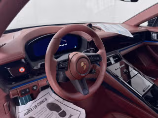 2025 Porsche Panamera Base - Photo 25