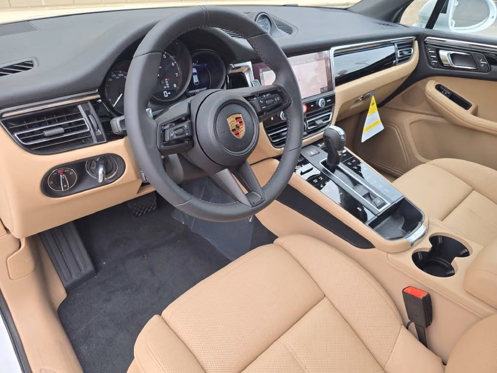 2026 Porsche Macan Base - Photo 28