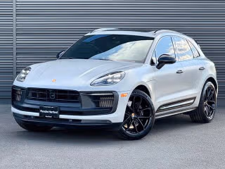 2023 Porsche Macan GTS's photo