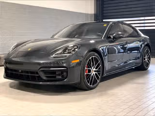 2022 Porsche Panamera