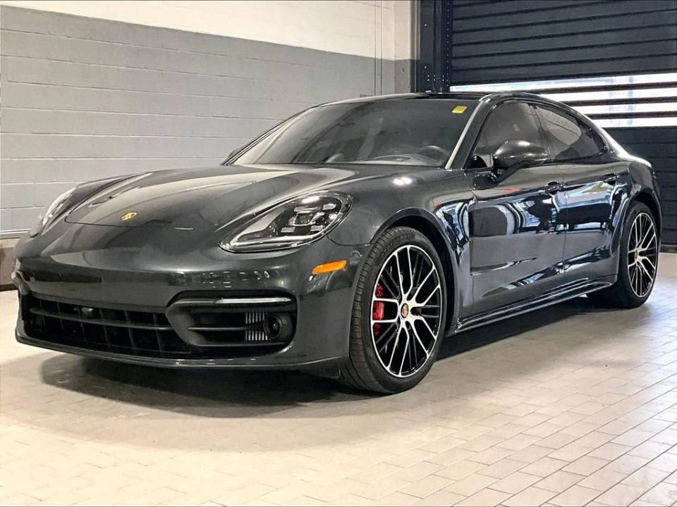 2022 Porsche Panamera S
