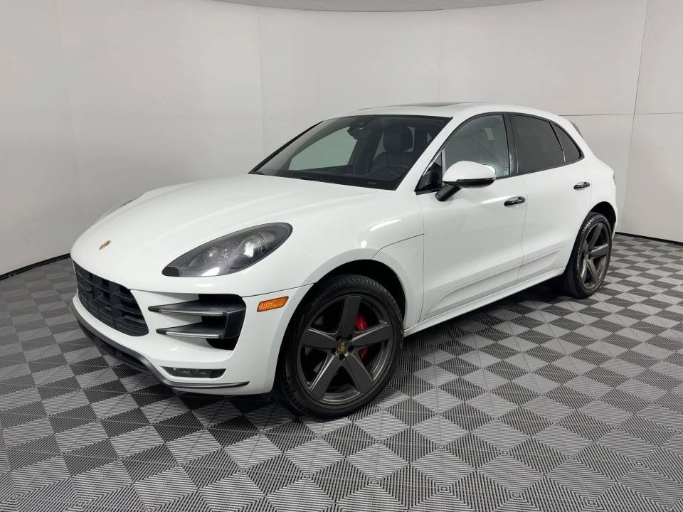 2017 Porsche Macan Turbo