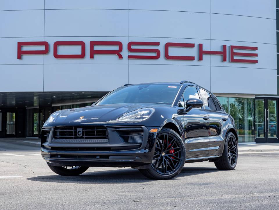 2026 Porsche Macan