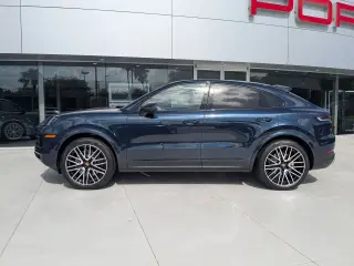 2025 Porsche Cayenne Coup E-Hybrid - Photo 13