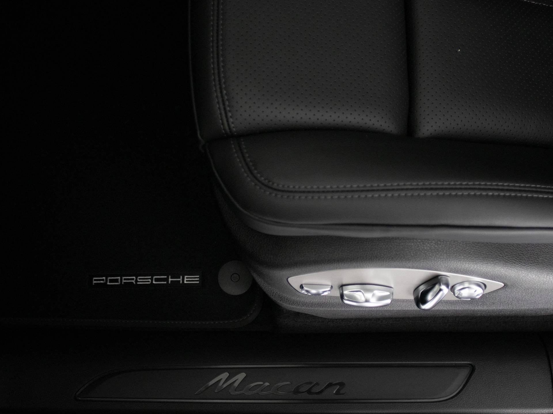 Macan, photo 57 of 57