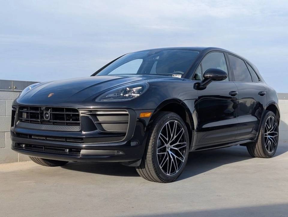 2026 Porsche Macan