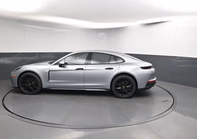 2025 Porsche Panamera Base - Photo 10