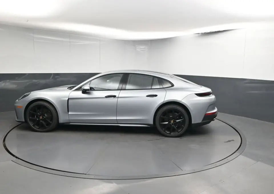 2025 Porsche Panamera Base - Photo 15