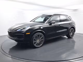 2021 Porsche Cayenne S's photo