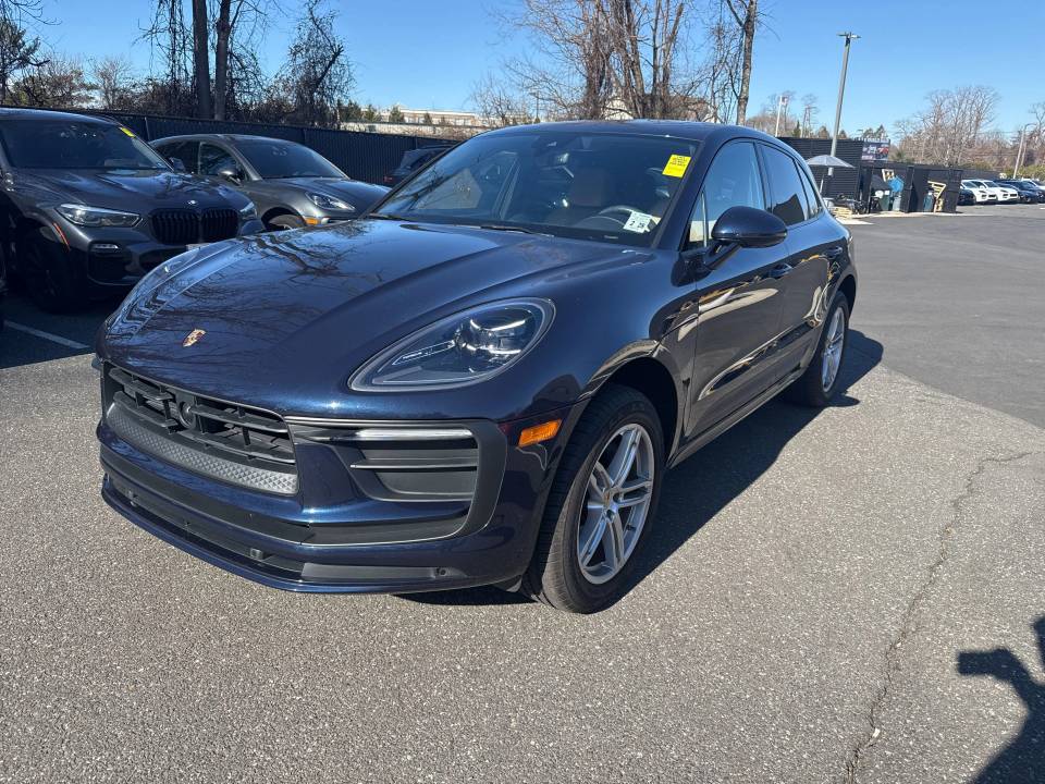 2023 Porsche Macan T
