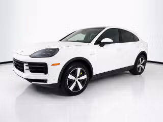 2024 Porsche Cayenne E-Hybrid's photo