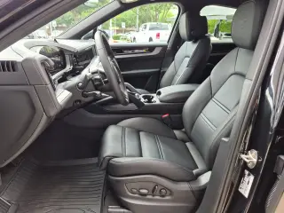2026 Porsche Cayenne Coup Base - Photo 37