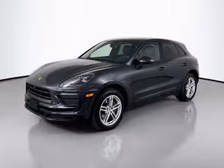 2022 Porsche Macan -'s photo