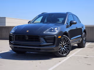 2026 Porsche Macan's photo