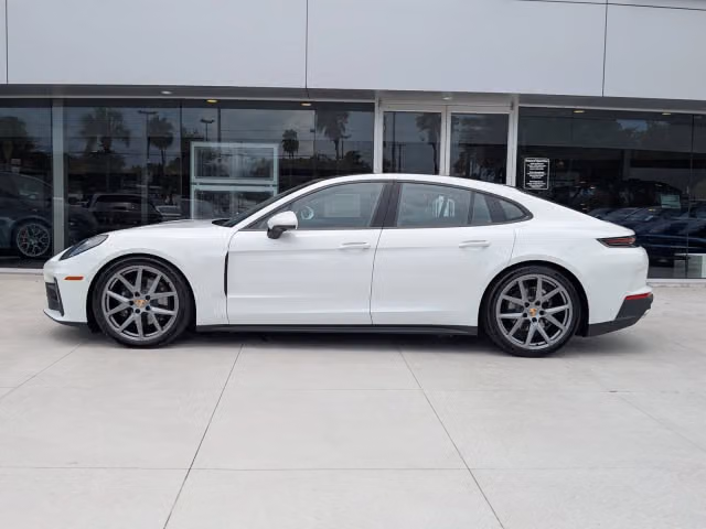 2025 Porsche Panamera Base - Photo 10