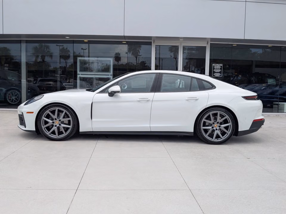 2025 Porsche Panamera Base - Photo 11