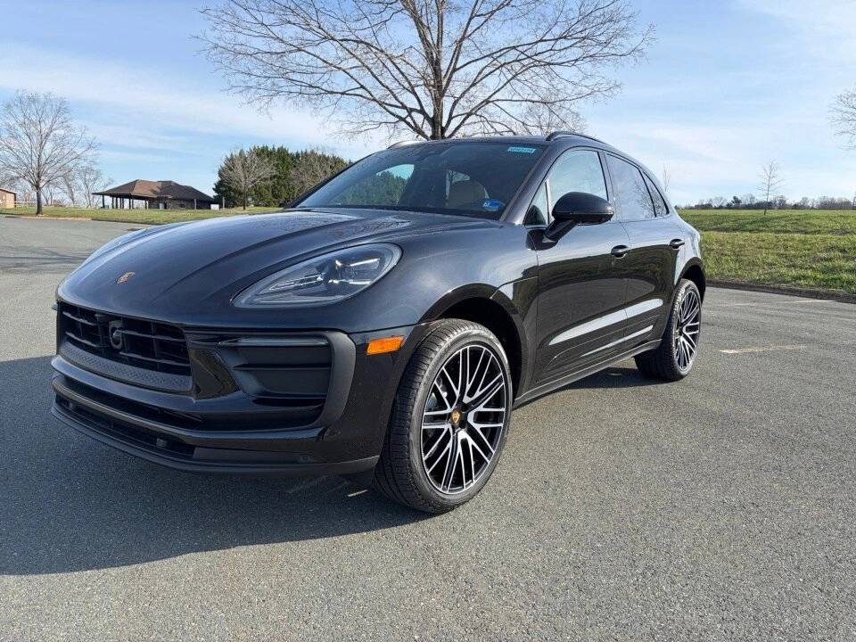 2026 Porsche Macan T
