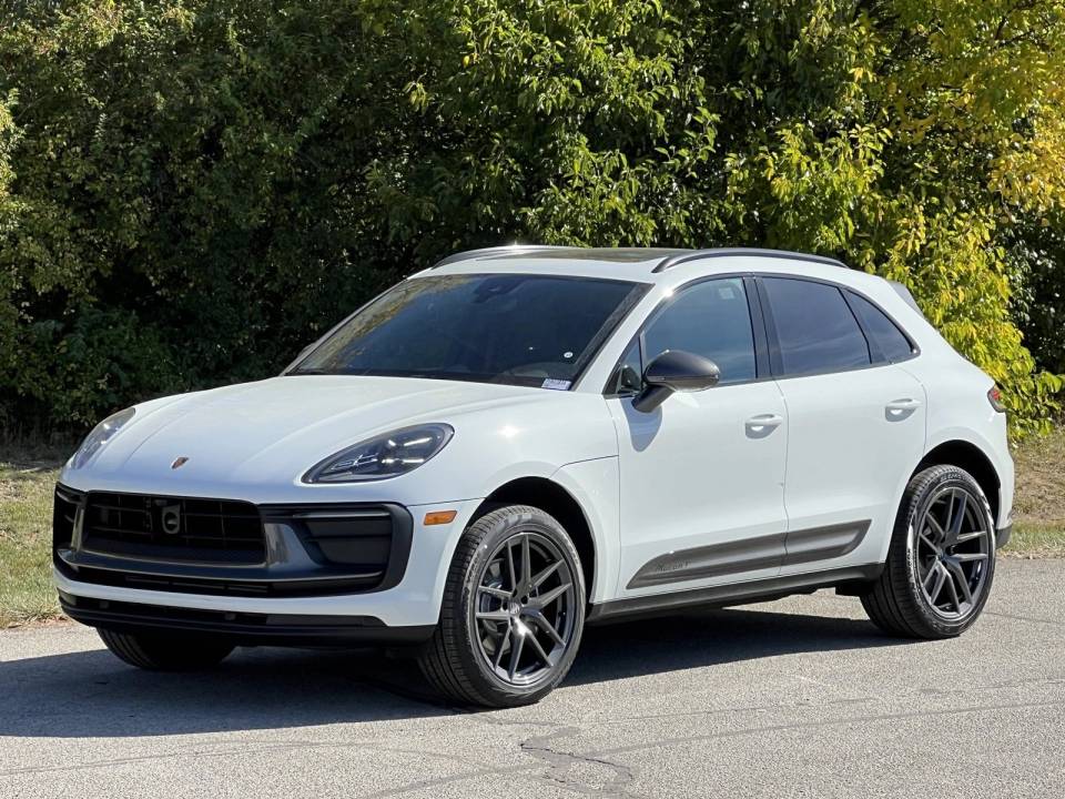 2026 Porsche Macan T