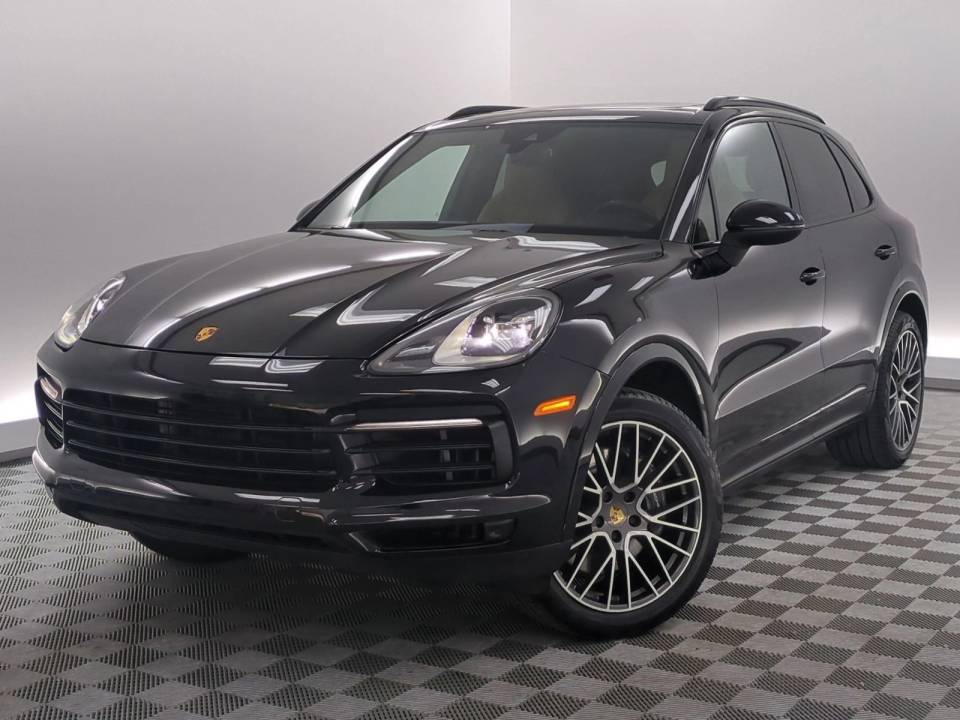 2023 Porsche Cayenne Base