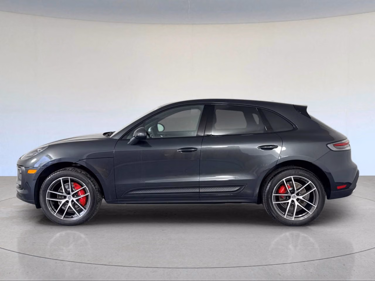 2026 Porsche Macan S - Photo 12