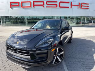 2025 Porsche Macan