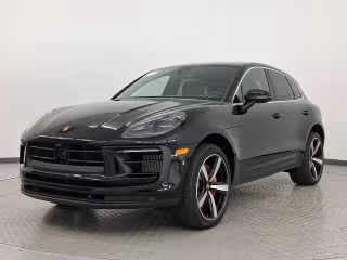 2026 Porsche Macan S's photo