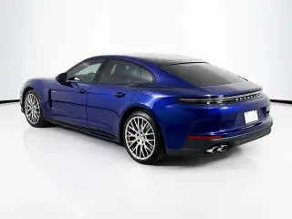 2026 Porsche Panamera 4 E-Hybrid - Photo 21