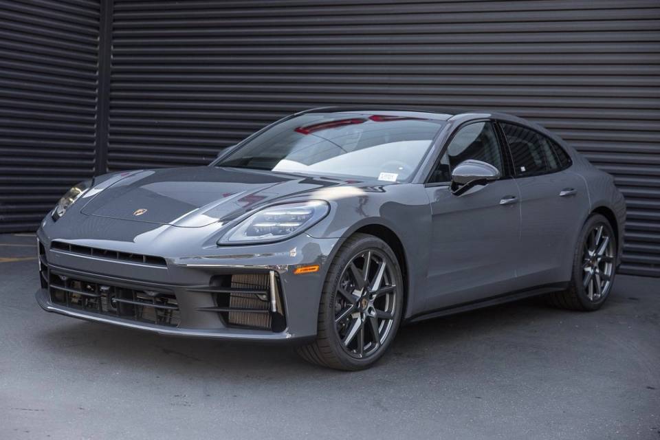 2026 Porsche Panamera