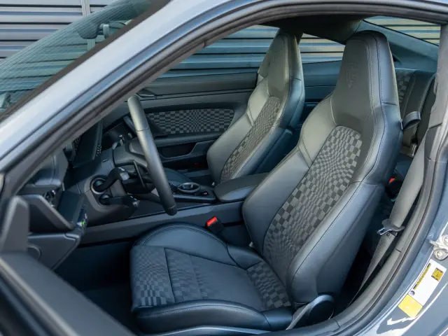 2026 Porsche 911 - Photo 38