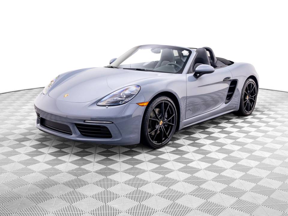 2024 Porsche 718