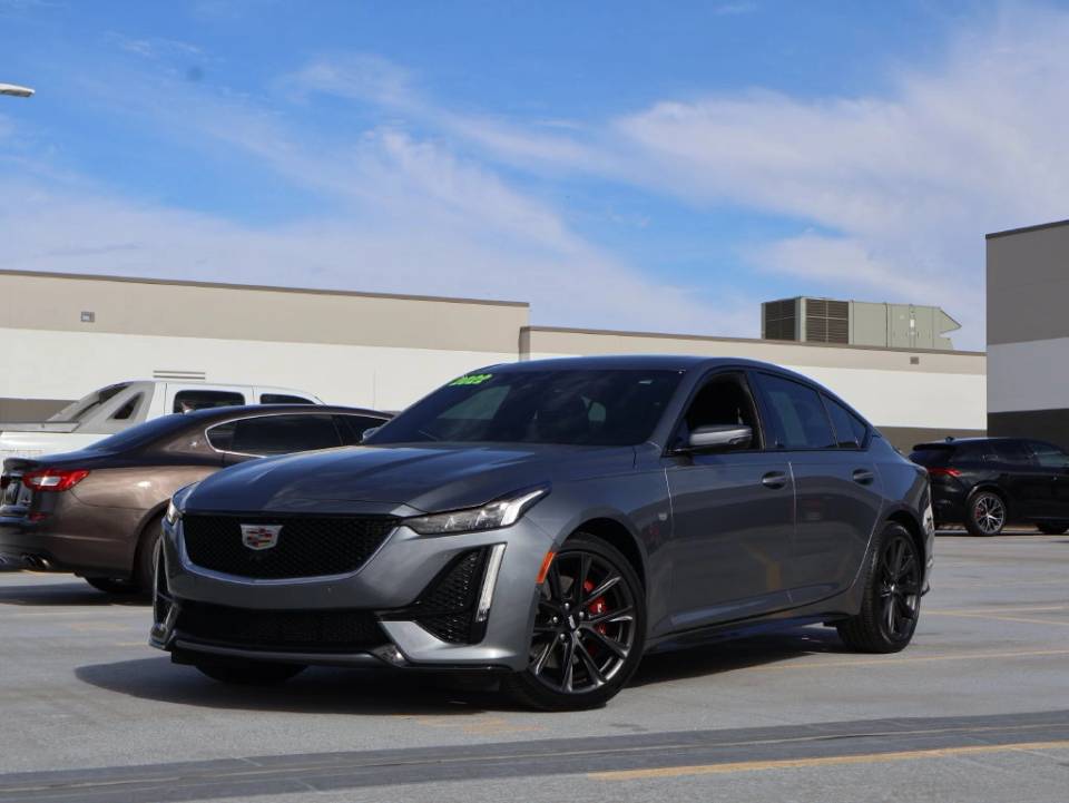 2022 Cadillac CT5 Sport