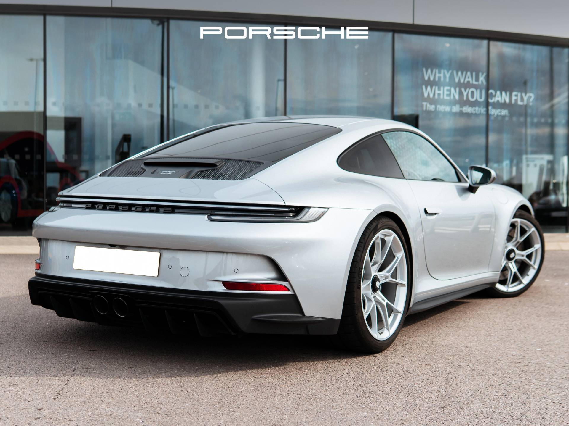911 GT3 Touring, photo 2 of 55