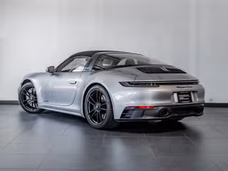 2024 Porsche 911 GTS - Photo 17