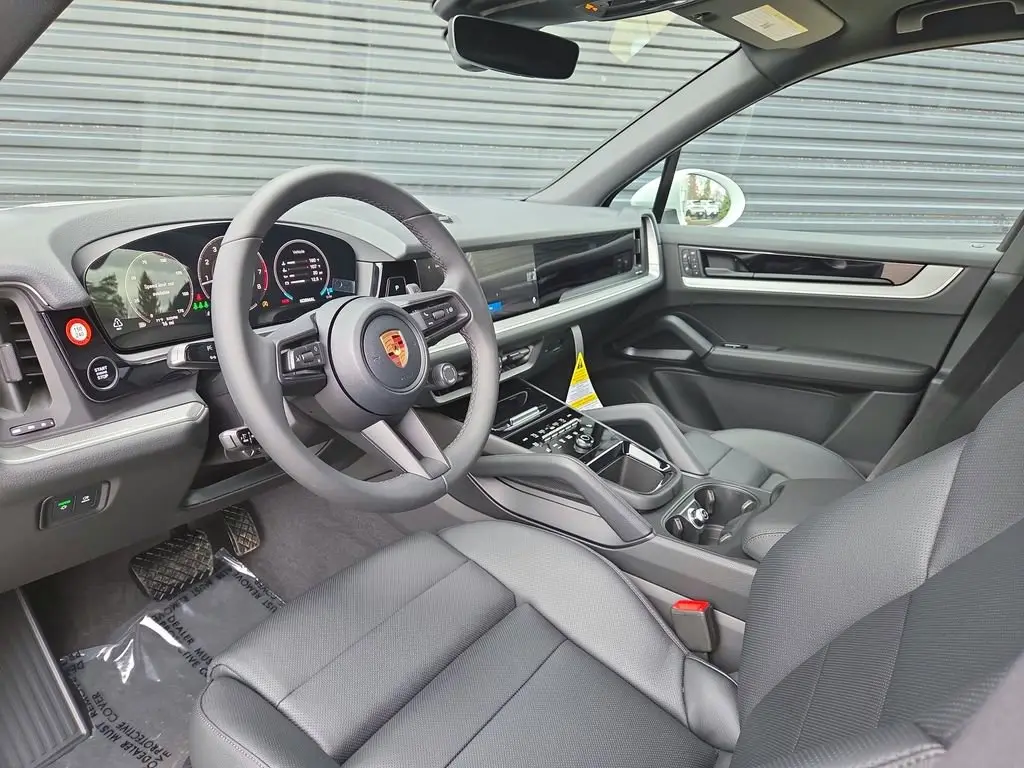 2026 Porsche Cayenne Base - Photo 32