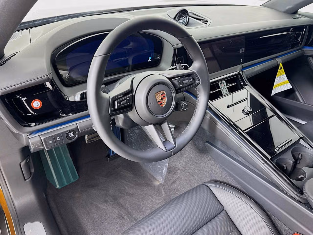 2026 Porsche Panamera 4 E-Hybrid - Photo 28