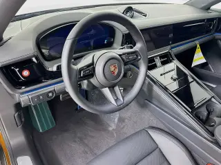 2026 Porsche Panamera 4 E-Hybrid - Photo 29